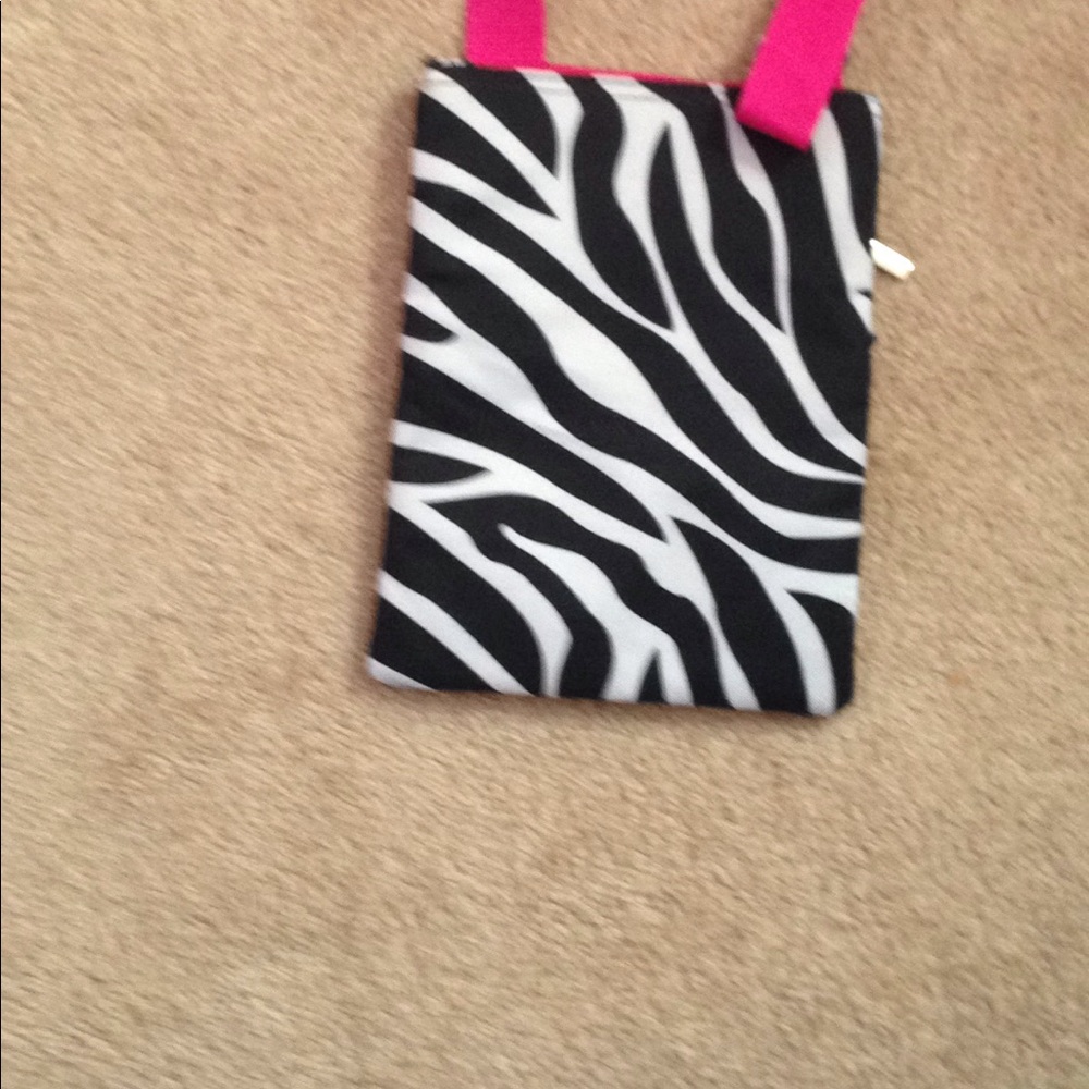 Purse - Picture 2 of 2